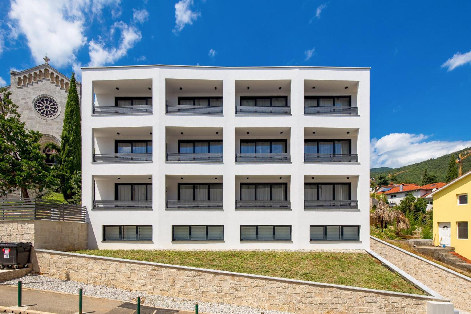 Belinda Apartments With Balcony & Private Parking Опатия Екстериор снимка