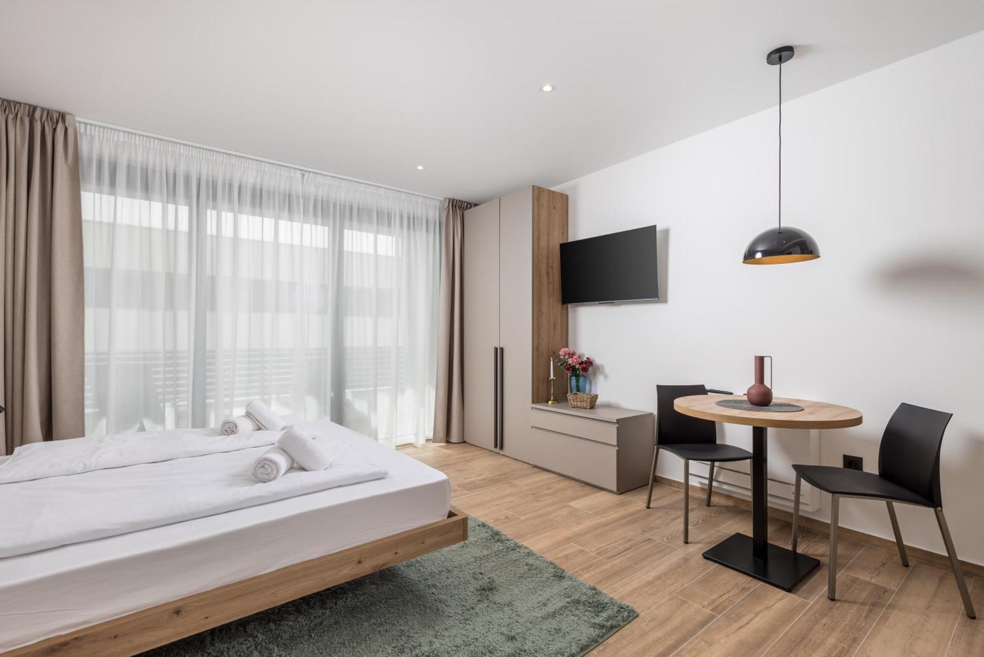 Belinda Apartments With Balcony & Private Parking Опатия Екстериор снимка