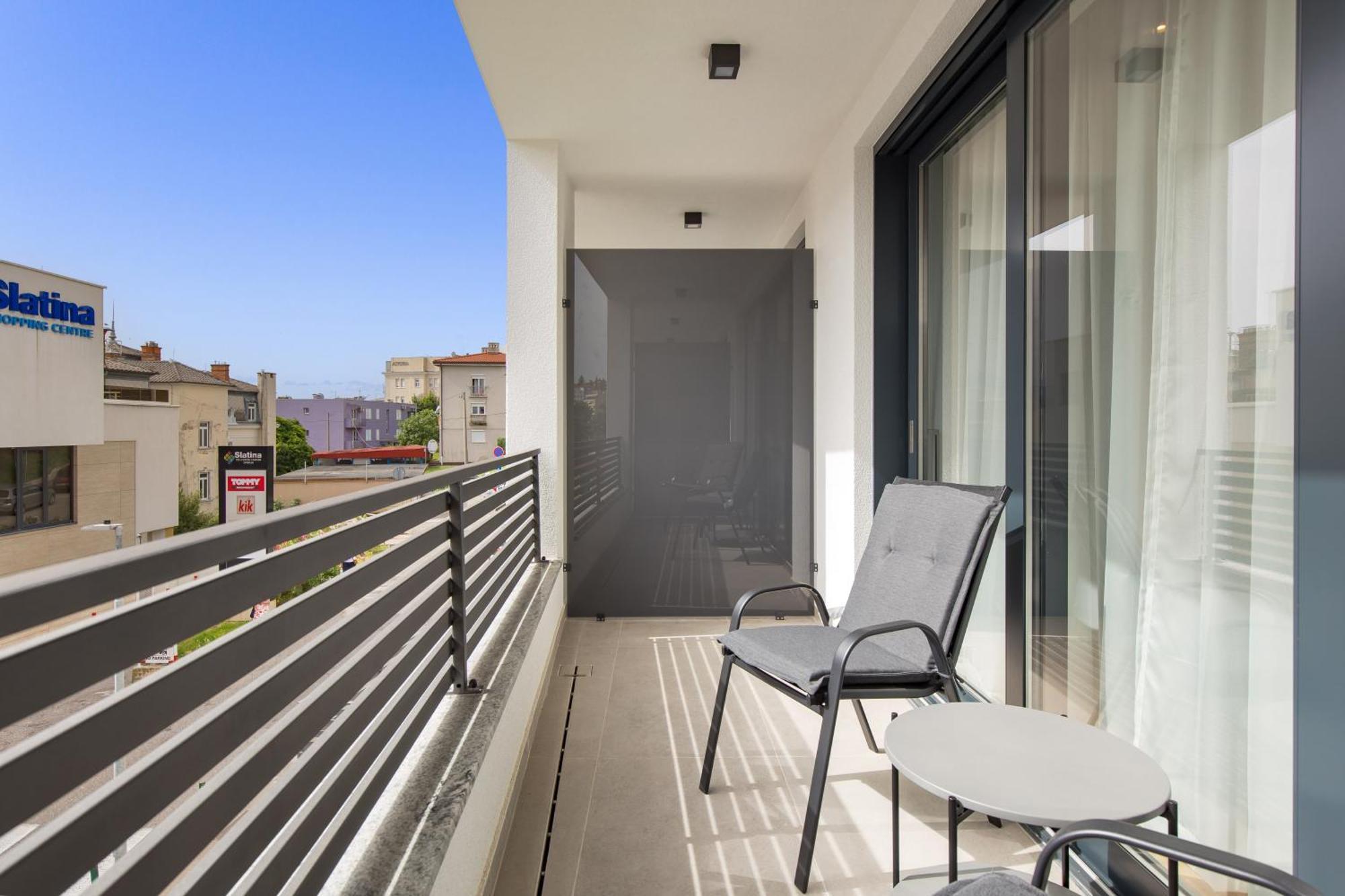 Belinda Apartments With Balcony & Private Parking Опатия Екстериор снимка