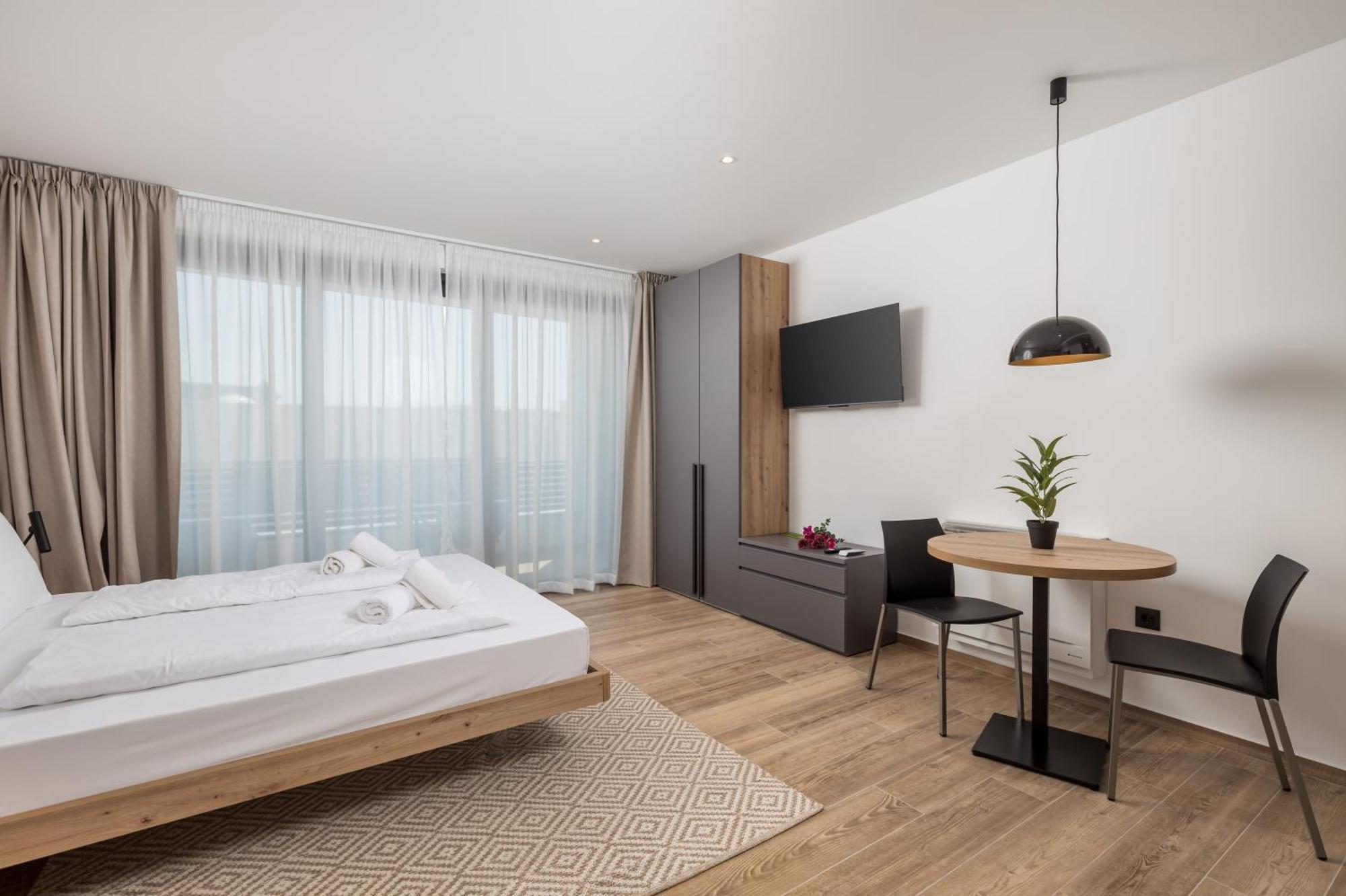 Belinda Apartments With Balcony & Private Parking Опатия Екстериор снимка