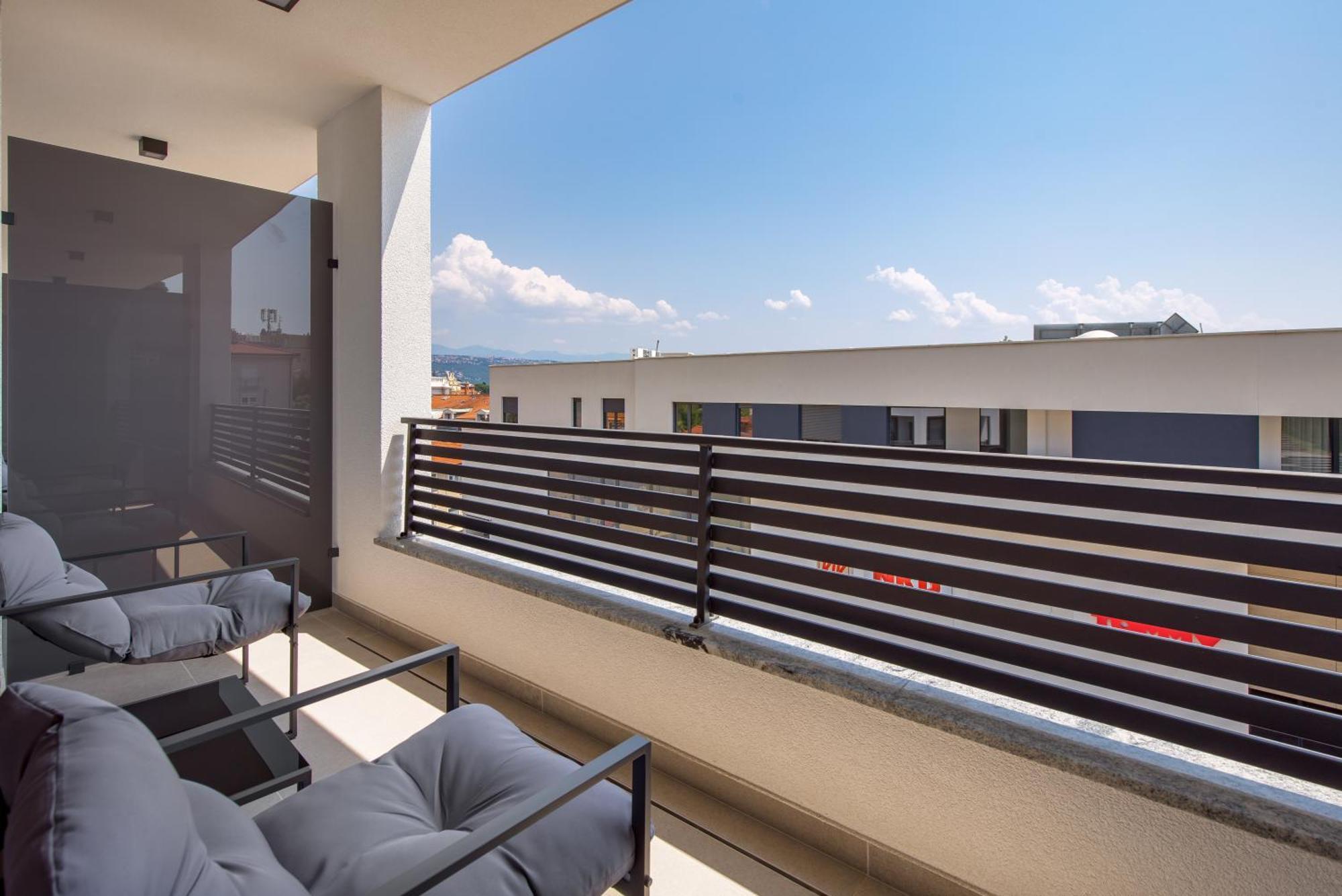 Belinda Apartments With Balcony & Private Parking Опатия Екстериор снимка